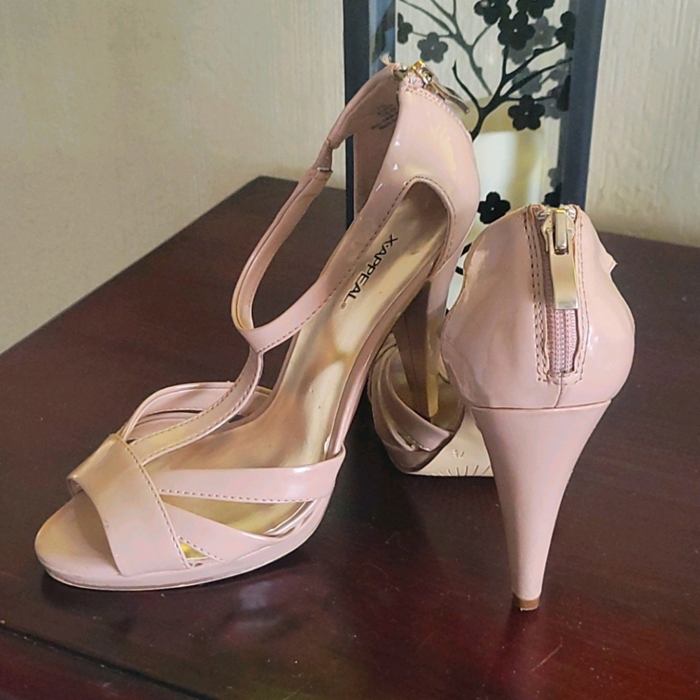 Women's heels size 7.5